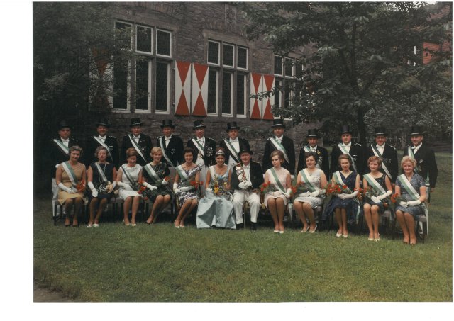 koenig_hofstaat_1965